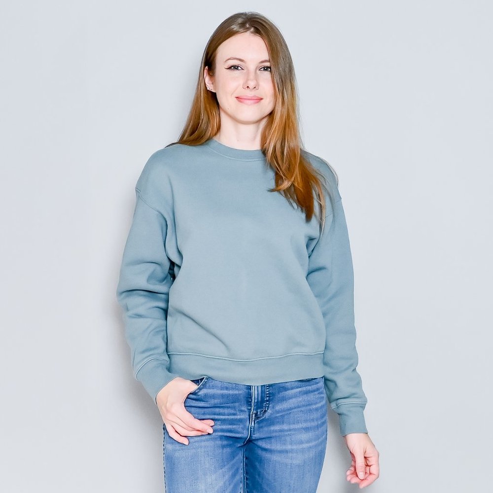 GIRLFRIEND COLLECTIVE 50/50 Classic Sweatshirt in Lagoon Blue - Picture 1 of 6